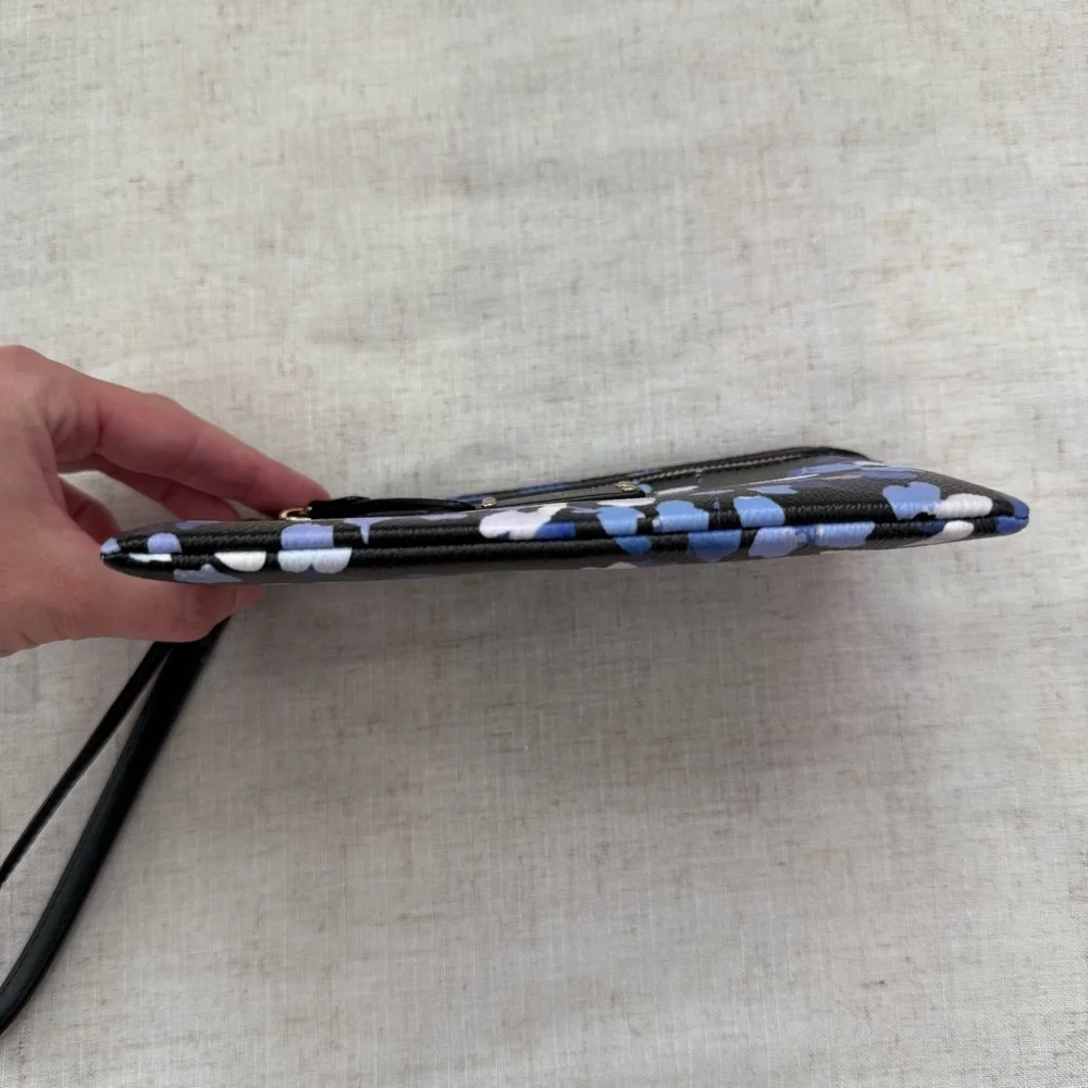 Kate Spade Montford Park Floral Angelica Wristlet
